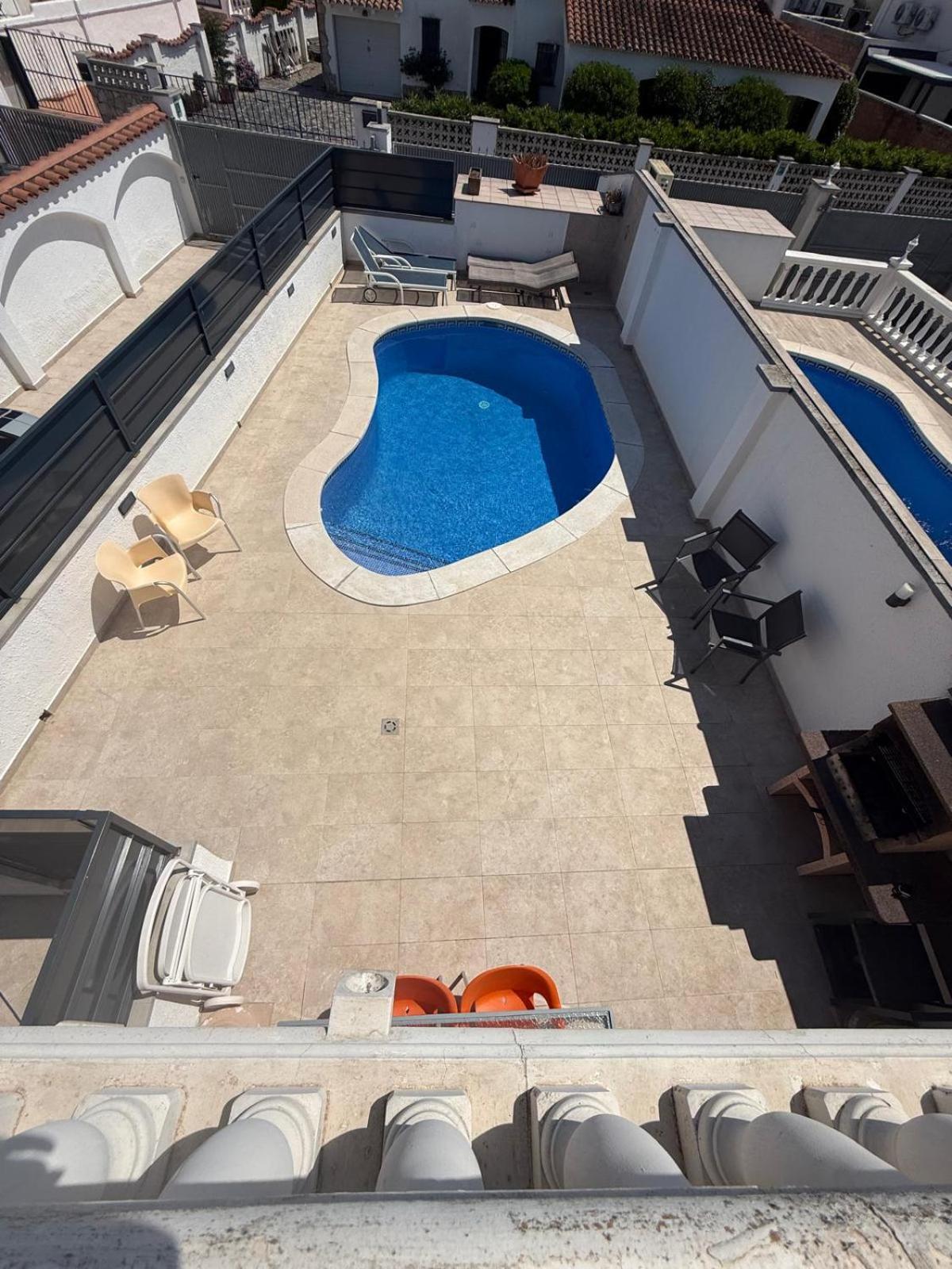 Villa Raquel Koky Empuriabrava Exterior foto