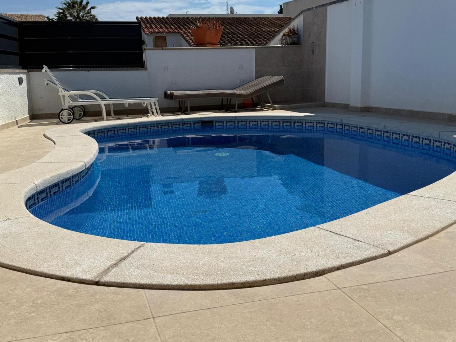 Villa Raquel Koky Empuriabrava Exterior foto